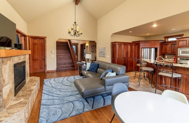 Building Photo - 62893 Bilyeu Way