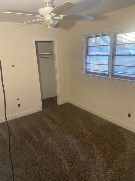 Building Photo - 3824 Oglesby Rd