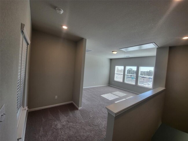 Building Photo - 345 Aqua Spgs Aly