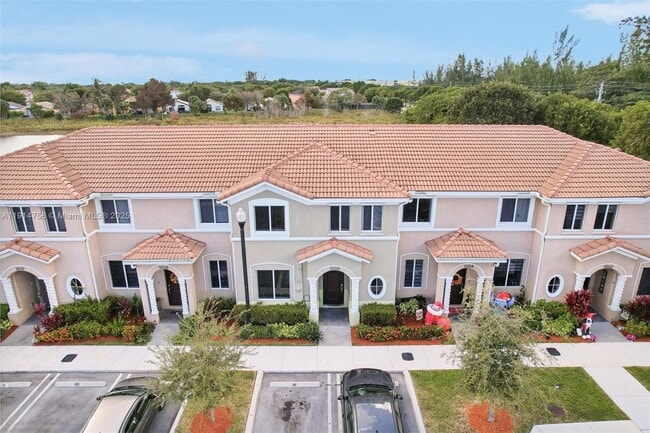 Building Photo - 1006 SE 23rd Ave