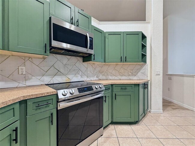 Building Photo - 13405 SW 86th Ave