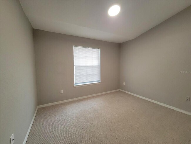 Building Photo - 844 Grand Regency Pointe