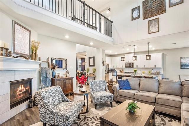 Building Photo - 13814 Russell Ct