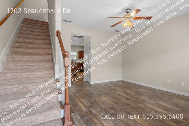 Building Photo - Spacious 2-Bedroom Townhome with Storage &...