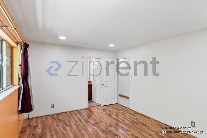 Building Photo - 1675 Kingman Ave