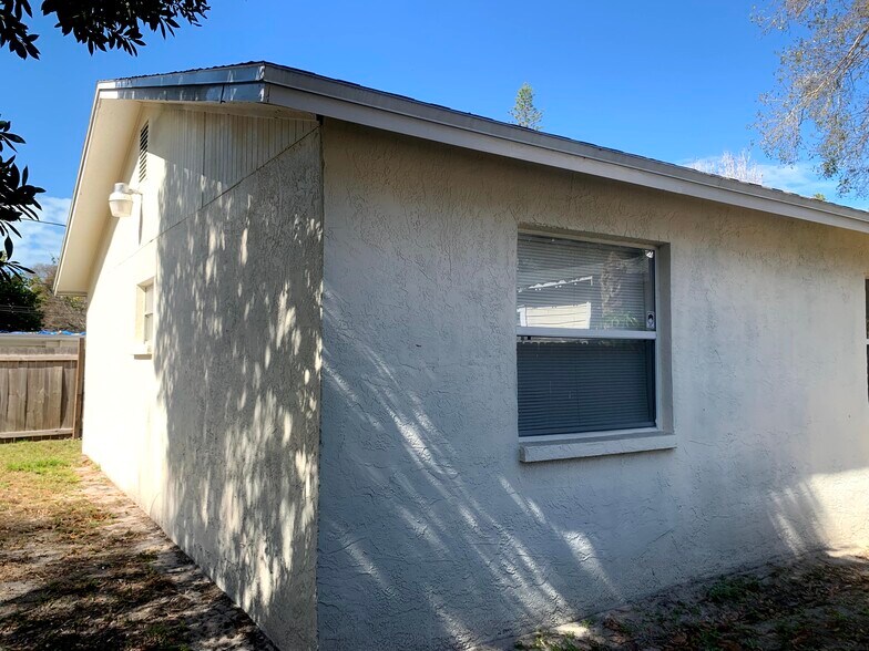 Building Photo - 4134 12th Ave S