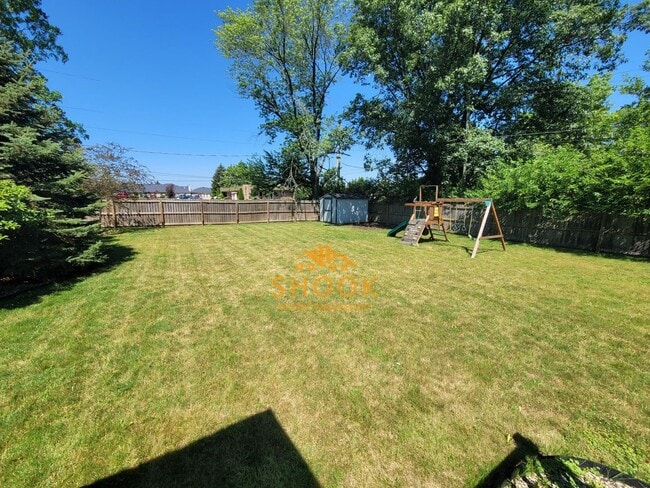 Building Photo - TURN KEY 3 BEDROOM HOME