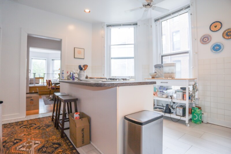 Building Photo - 1808 N Clark St