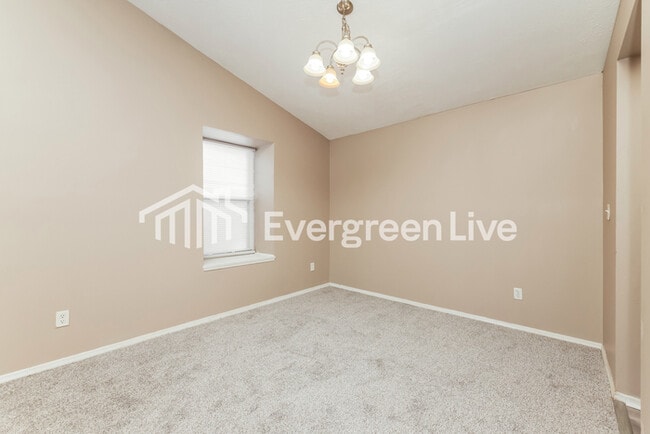 Building Photo - 5699 Waynegate Rd