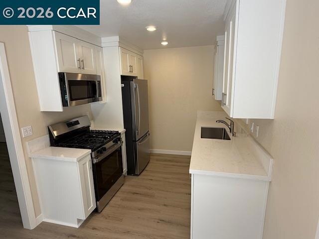 Building Photo - 1500 Carmel Dr