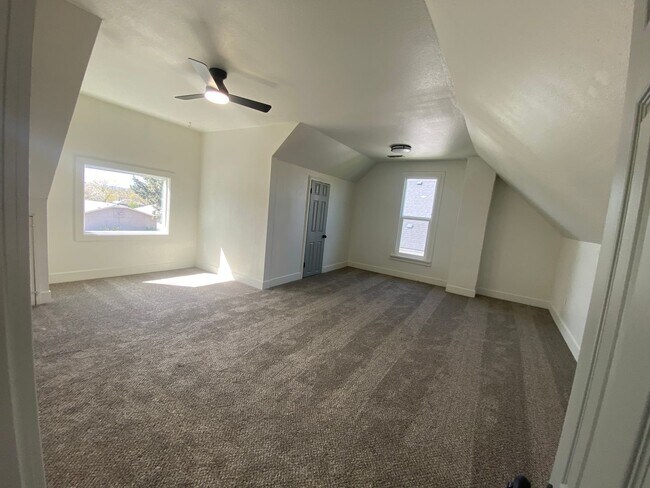 Building Photo - Totally remodeled 3-bedroom, 2-bath available now near Spokane Community College with large shop