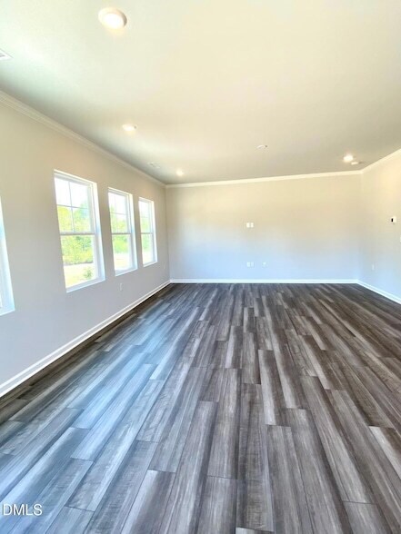 Building Photo - 909 Aspen Pointe Trl