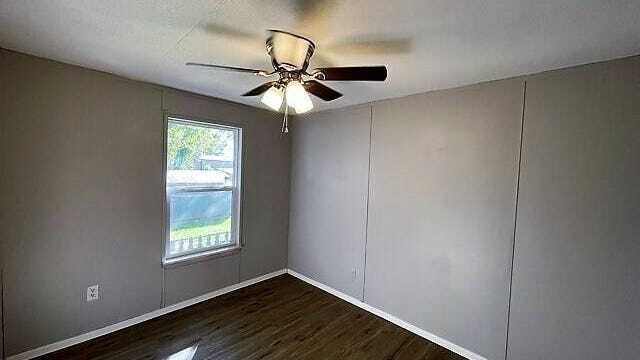 Building Photo - 434 Sherman Dr