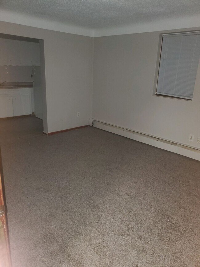 Building Photo - 2br in Maplewood