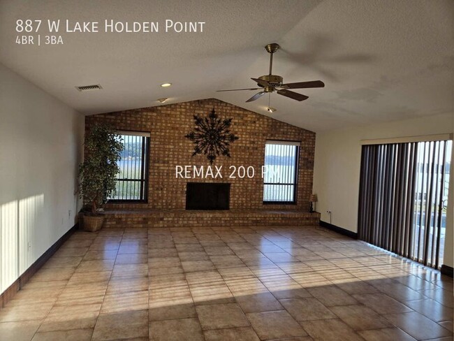 Building Photo - 887 W Lake Holden Point