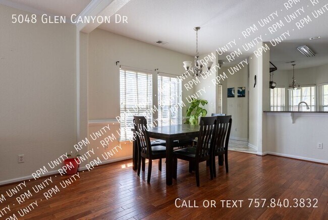 Building Photo - 5048 Glen Canyon Dr