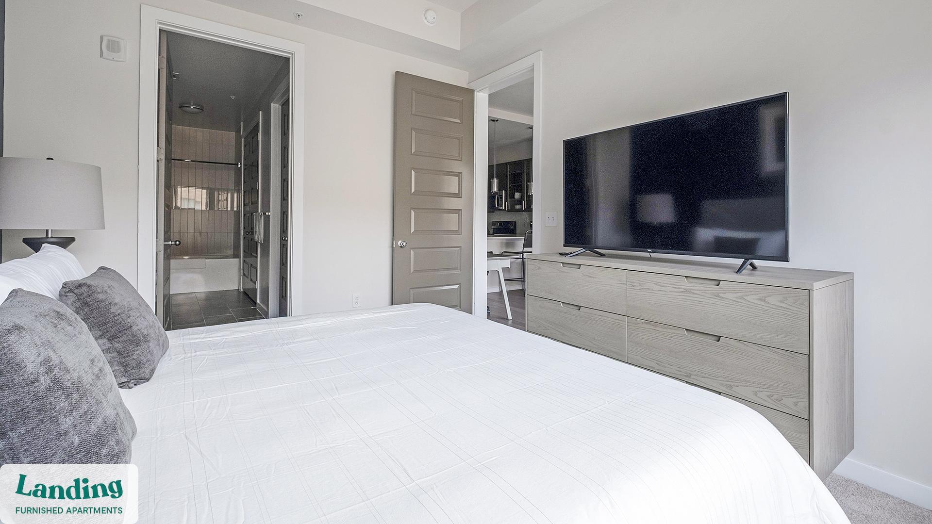 Building Photo - 825 Usener St