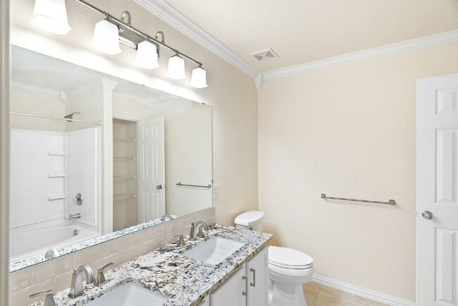 Building Photo - 911 Rustic Cactus