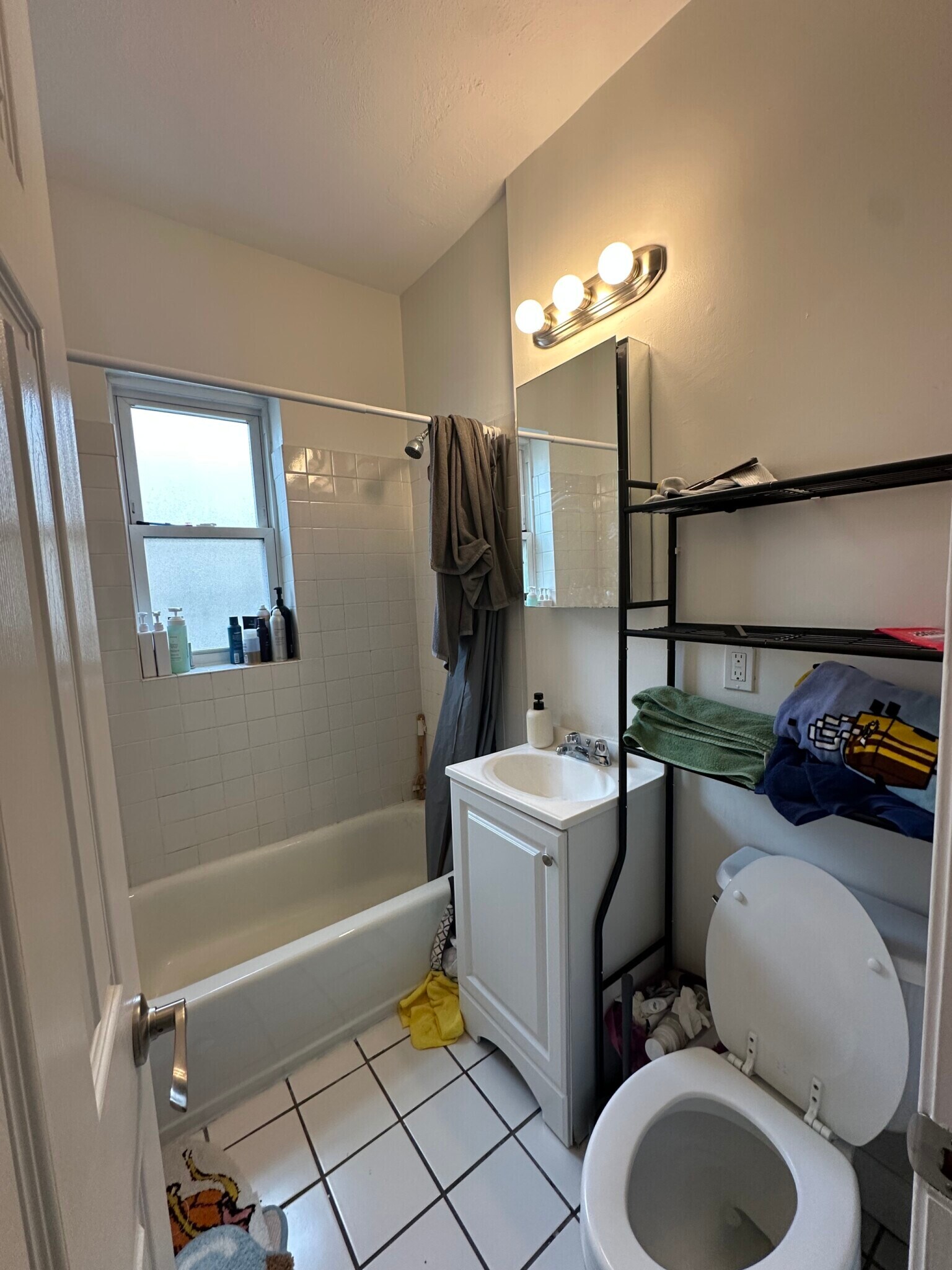 Building Photo - 111 Norway St