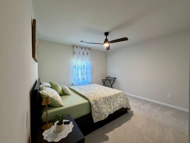 Building Photo - 15107 Nichols Hall Dr