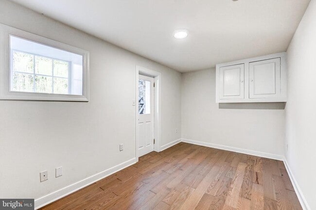 Building Photo - 804 Oella Ave