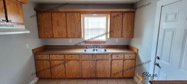 Building Photo - Cute 2 Bed, 1 Bath Home for Rent