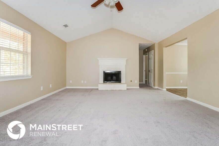 Building Photo - 315 Lacebark Ln