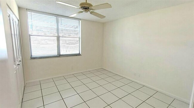 Building Photo - 777 S Federal Hwy