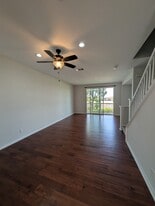 Building Photo - 1423 Abelia