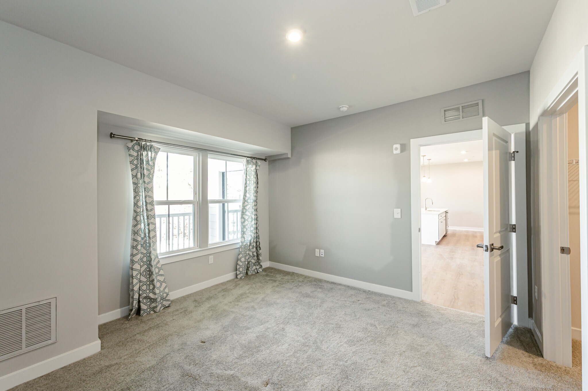 Building Photo - 6601 Citory Way