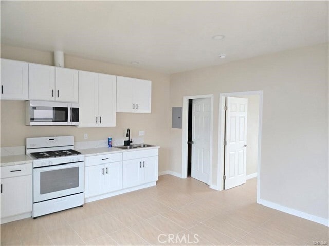 Building Photo - 6010 Kansas Ave