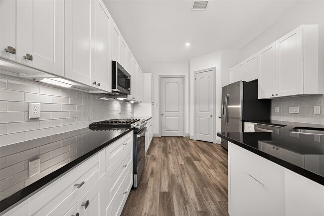 Building Photo - 159 Benjis Pl