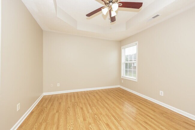 Building Photo - 107 Blythe Ct