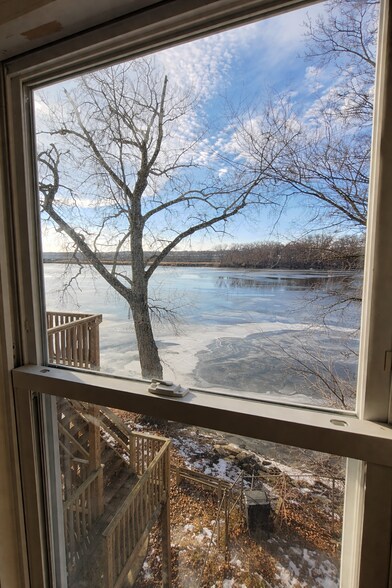 Building Photo - 107 2nd Ave