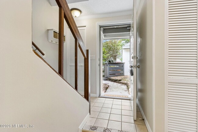 Building Photo - 7623 Baymeadows Cir W