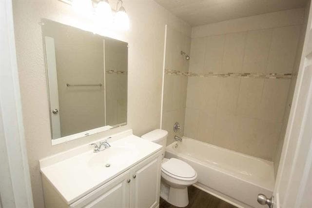 Building Photo - 907 Meriott St