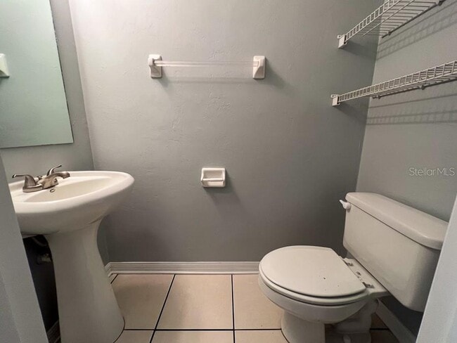 Building Photo - 5048 NW 1st Pl