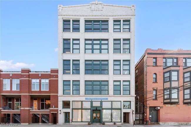 Building Photo - 1951 W 26th St