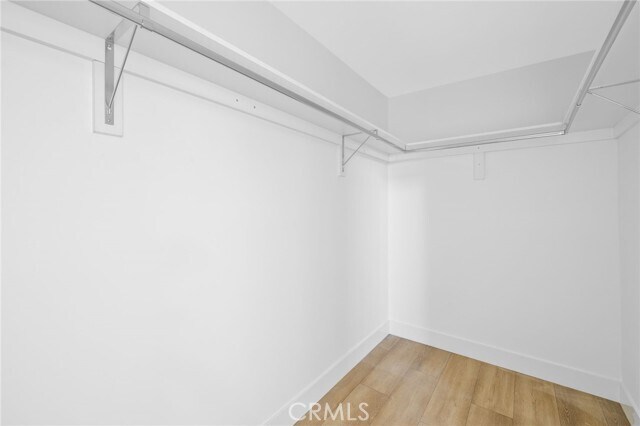 Building Photo - 4827 Oakwood Ave