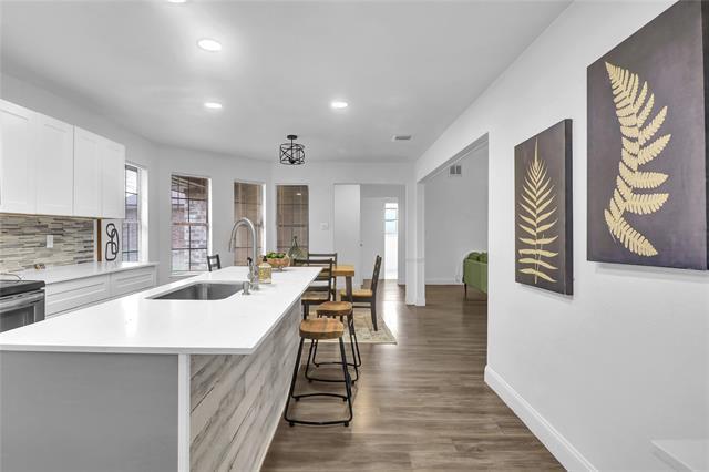 Building Photo - 7408 Meadowview Terrace