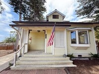 Building Photo - Fantastic Home in New Monterey Near DLI