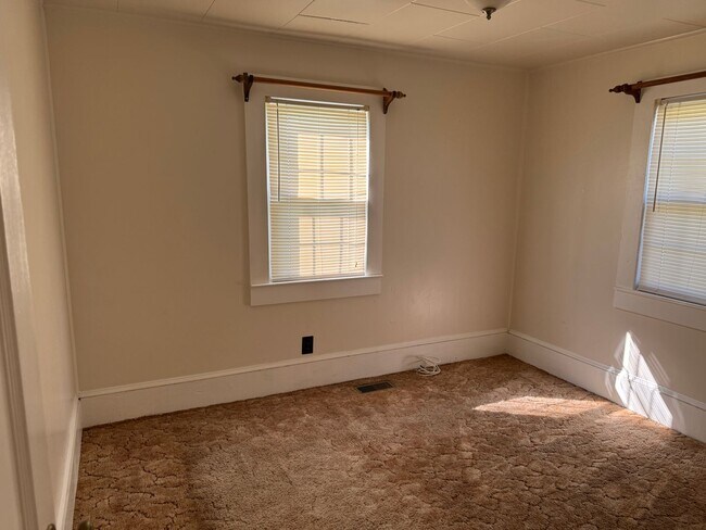 Building Photo - 3222 Perry Blizzard Rd