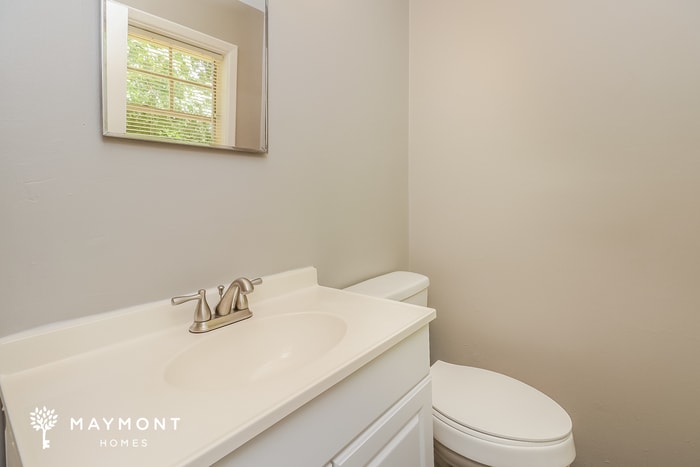 Building Photo - 9408 Spruce Pine Pl