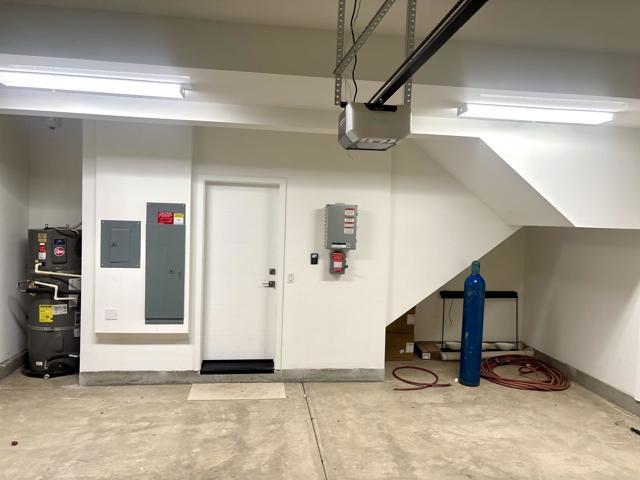 Building Photo - 1311 Yannis Ct