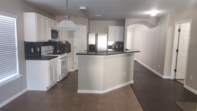 Building Photo - 14010 Marners Ct