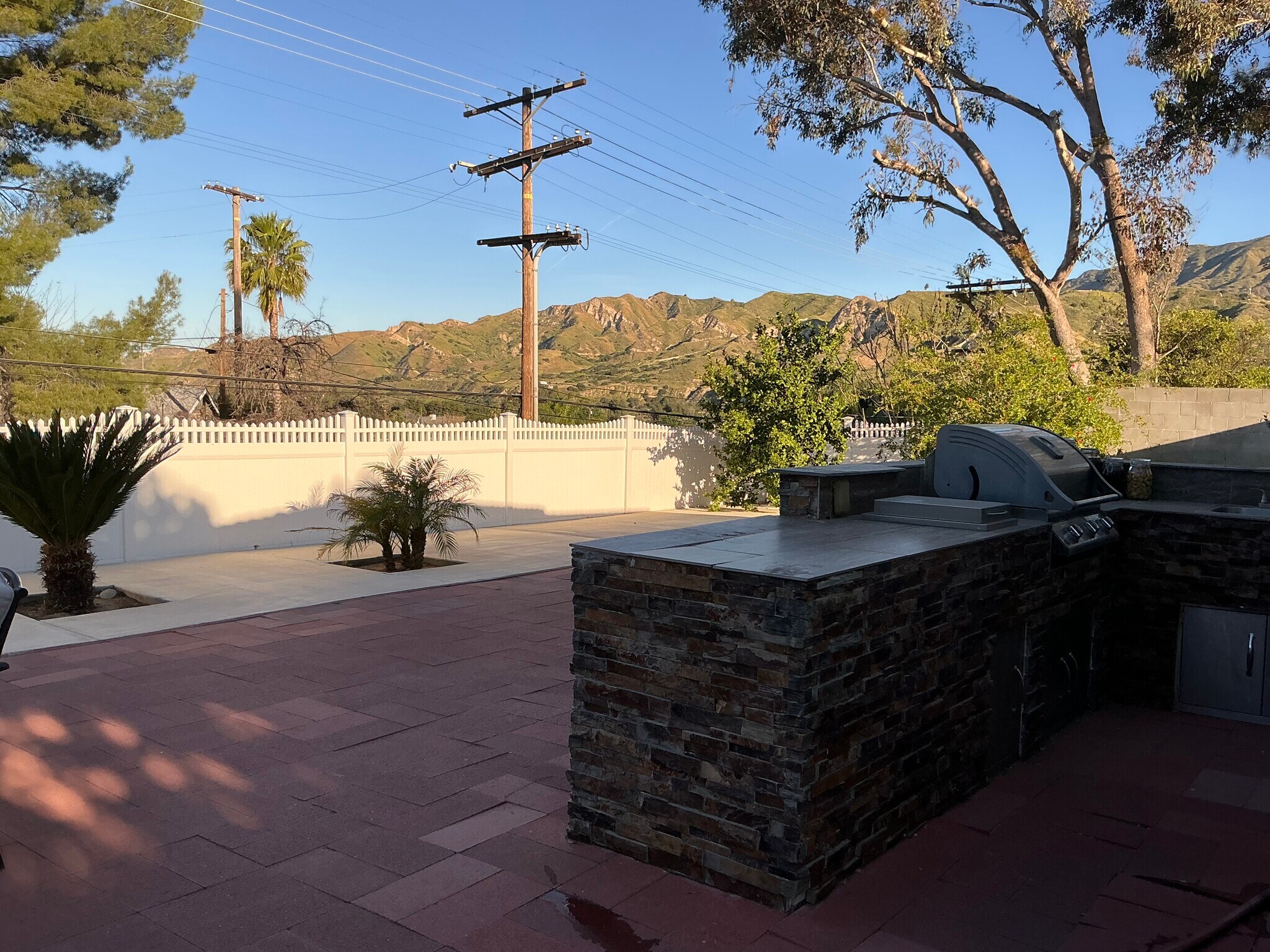 Building Photo - 8561 Kyle St