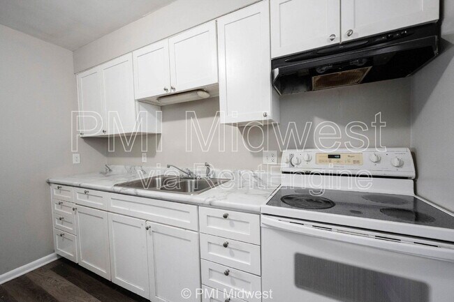 Building Photo - 7046 US-36