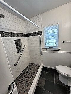 Building Photo - 724 Wisconsin St