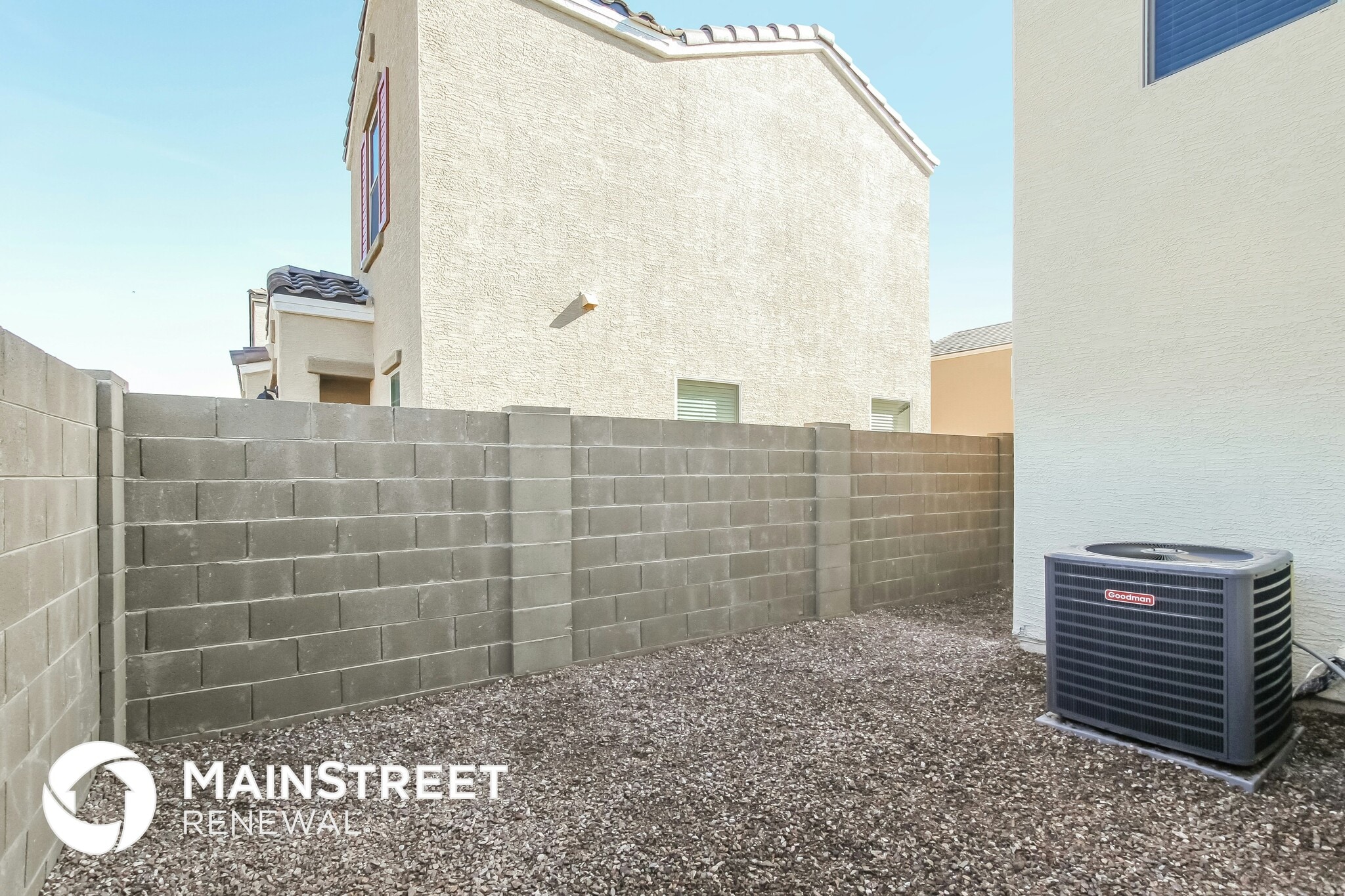 Building Photo - 3915 S 82nd Dr