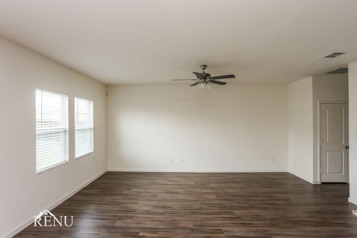 Building Photo - 6129 Harrah Ln